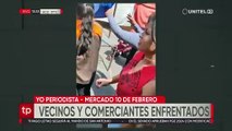 Vecinos y comerciantes enfrentados por puestos en aceras y la calzada en el mercado 10 de Febrero