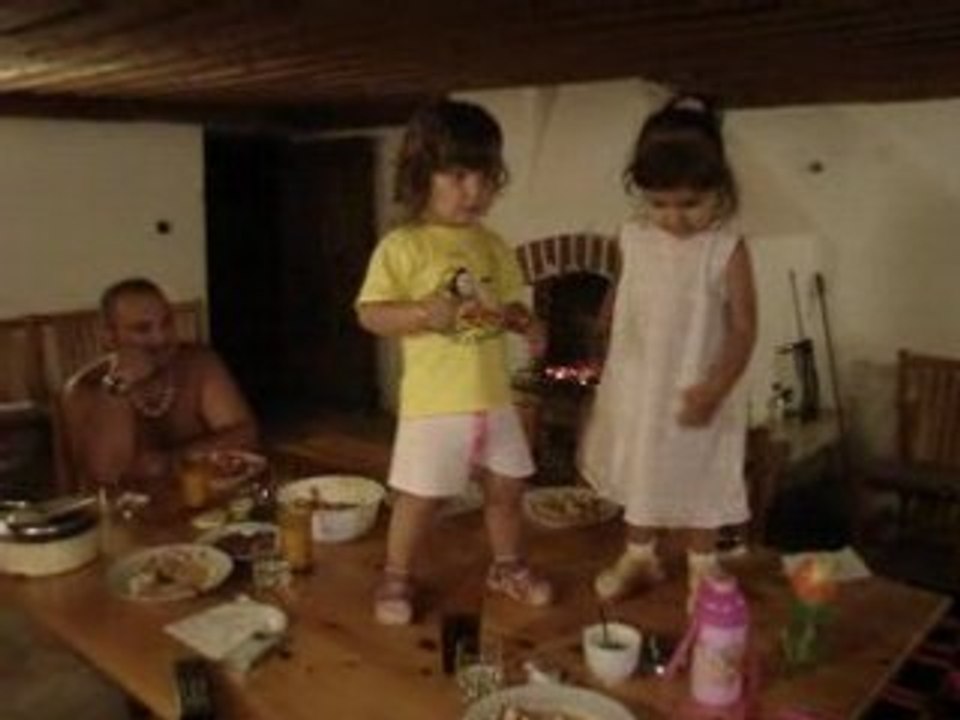 Бръшлян (89)