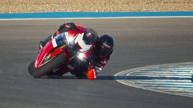 2024 HONDA CBR1000RR-R FIREBLADE SP Trailer