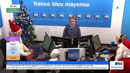 Le Père Noël dans les studios de France Bleu Mayenne