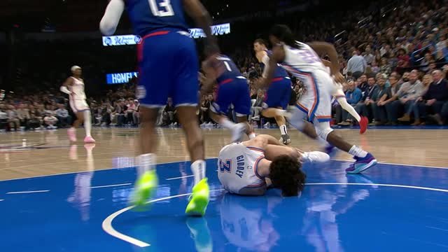 Josh Giddey suffers nasty ankle injury against the Clippers