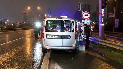 Ataşehir'de park halindeki araçta ceset bulundu
