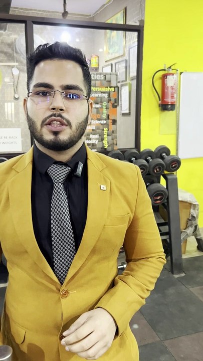 Dumbbell Curl vs Barbell Curl