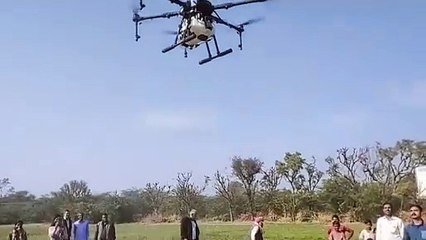 ड्रोन से नैनो फर्टिलाइजर का प्रदर्शन