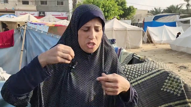شفنا الأشلاء .. نازحة فلسطينية تروي جانبا من الظروف المأساوية التي تواجههم جراء التصعيد الإسرائيلي وقلة المساعدات وانعدام الأمن #فلسطين #غزة #العربية