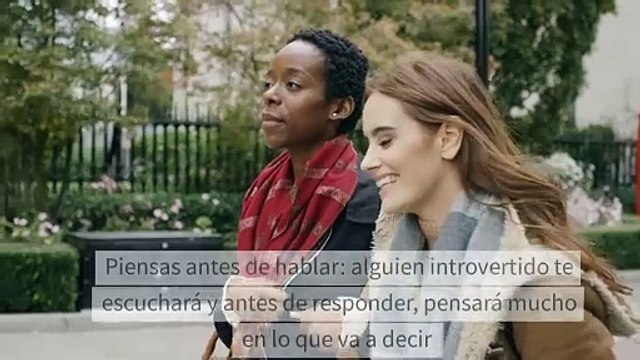 13 señales de que eres realmente introvertida (y no tímida) según la psicología