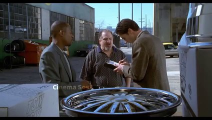 Isne-Chori-Karne walo ka sir Garv se Ucha-kar-Diya __ Blue Streak Movie Explained