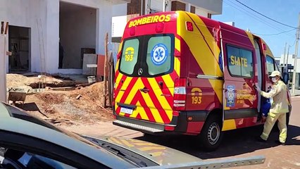 Homem sofre corte de lixadeira enquanto trabalhava em uma obra no Bairro Tropical III