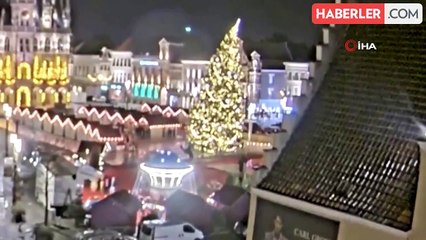 Belçika'da Noel pazarında ağaç devrildi: 1 ölü