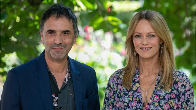 GALA VIDEO - Vanessa Paradis et Samuel Benchetrit : les secrets de leur couple