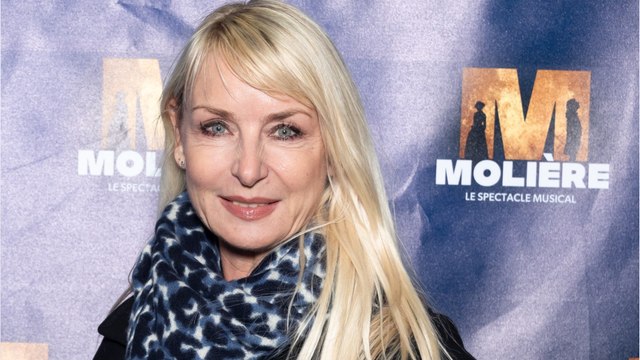 Voici - Il s'est tué : les terribles confidences de Cécile Chaduteau (Star Academy) sur son premier amour