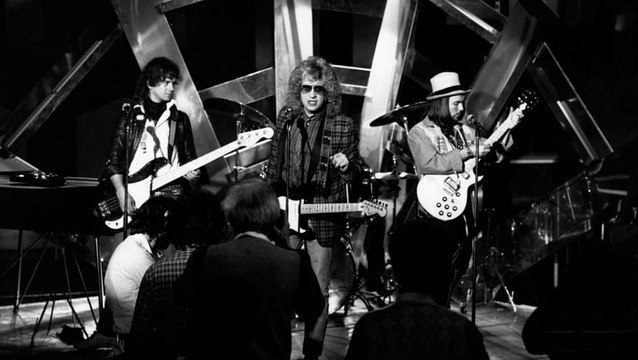 Noddy Holder opens up on tragedy that led to Slade’s iconic Christmas hit