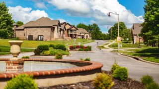 What Are HOA Fees—and What Do They Actually Pay For?