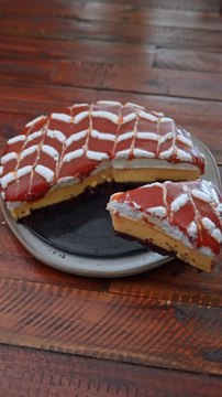 كيكه تريلتشا البارده القشطوطه بدون فرن ولا بيض وبمكونات من البيت ألذ تريلتشا لذيذه بشكل لا يقاوم(