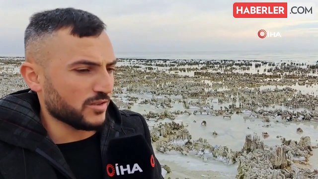 Kuraklık Van Gölü Sahilini Mikrobiyalit Tarlasına Dönüştürdü