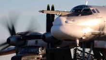 ビデオ：ロシアが恐れられる長距離航空の日を爆撃機で祝う