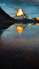 SUPERBE miroir sur Riffelsee en Suisse