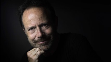 VOICI : Marc Levy a retrouvé son amour de jeunesse dans un train, son incroyable anecdote