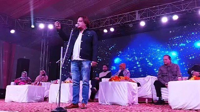 शरद महोत्सव: अखिल भारतीय मुशायरा में मशहूर शायर आरिफ सैफी ने बांधा समां......देखें वीडियो