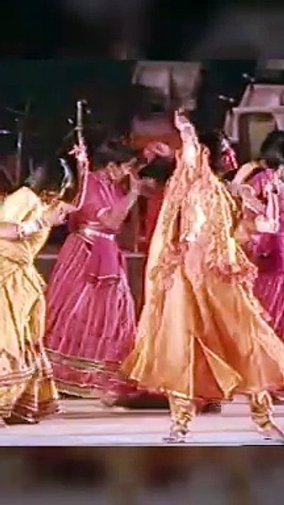 EXCLUSIVE Anil Kapoor & Madhuri Dixit Dance At Ram Lakhan Retro Function