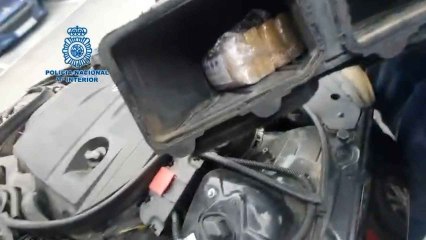 Hachís localizado en el coche de dos detenidos en Valladolid