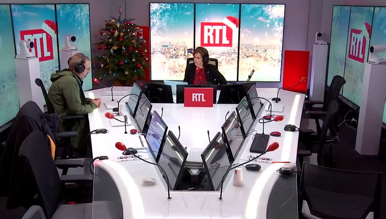 L'acteur Lambert Wilson compare Gérard Depardieu à "un vieux pépé, pathétique, qui ne parle que de sexe" : "Il m'est apparu comme quelqu'un d'affaibli presque mentalement"