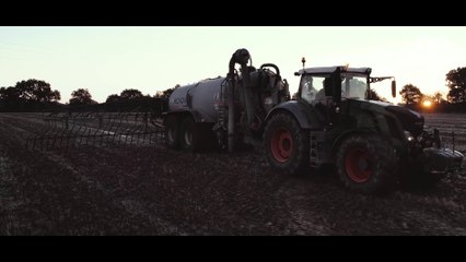 DUO DE FENDT 824 A L'EPANDAGE DE LISIER - SCEA La Blanche