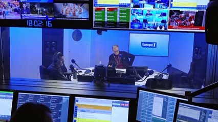 Avec les retardataires des cadeaux de Noël : «On se retrouve dans la masse, avec tout le monde»