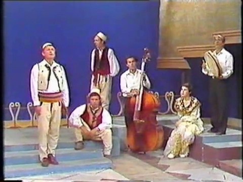 GURRA POPULLORE | KENGE DHE VALLE NGA SHQIPERIA E MESME