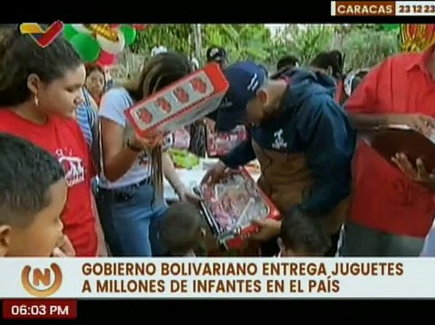 Caraqueños apoyan decisión del Ejecutivo Nacional de otorgar juguetes a niños en pro de la felicidad