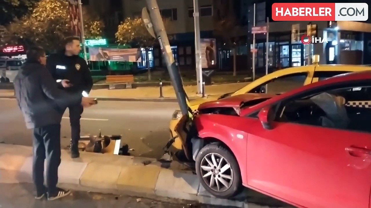 Maltepe'de alkollü sürücü caddeye çıkarken ticari taksiye çarptı