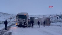 Kars kara yolunda zincirleme kaza