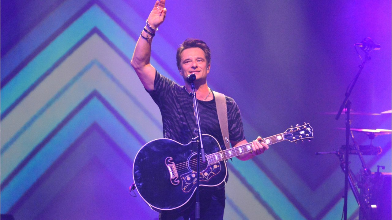 Voici - « Elles sont encore trop jeunes " : David Hallyday répond aux déclarations de Jade et Joy