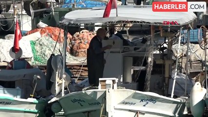 Antalya Körfezi'nde Balıkçılar Kirlilik Nedeniyle Dertli