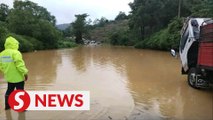 More than 100 vehicles stranded due to road closure in Gua Musang