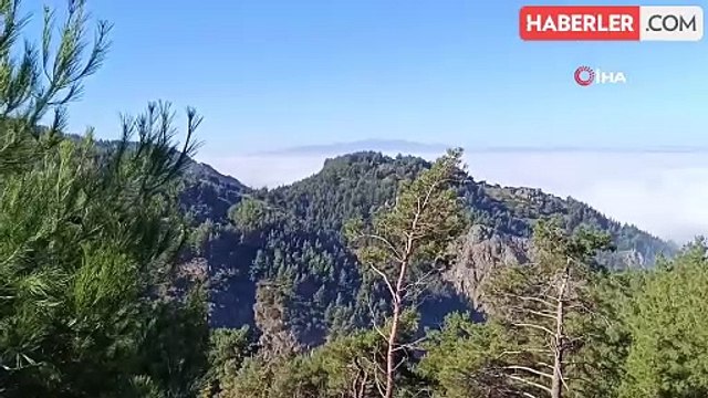 Manisa'nın üzerini kaplayan bulutlar kartpostallık görüntüler oluşturdu