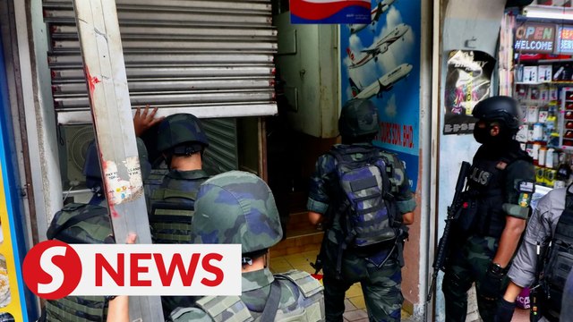 Three cops remanded for suspected theft during raid