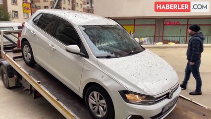 Rize'de fırtına; çatı uçtu, pencere camları kırıldı (2)