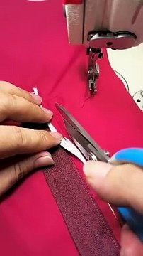 Zippered stitching pocket