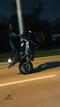 Bike lovers, bikers girl, bike racing, girls bike racing, girls bike stunt, bike Rider's, bike stunt, bike race