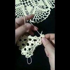 طريقة عمل مفرش بخيط المنجد. الجزء الثاني(360P)