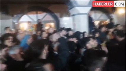 CHP Genel Başkanı Özel'e şehit cenazesinde tepki! "Özgür dışarı" sloganları atıldı