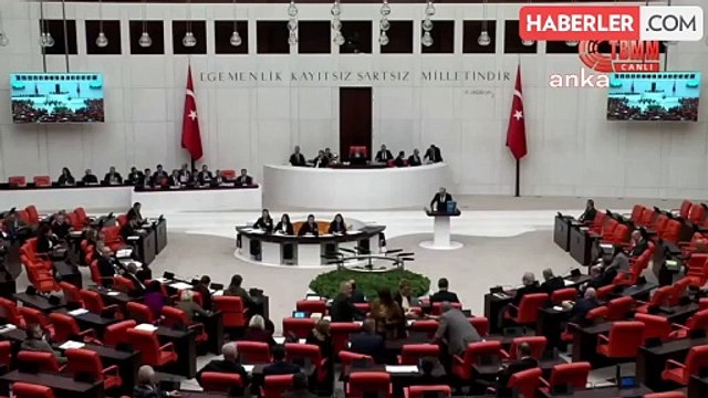 Mustafa Yeneroğlu: Cumhurbaşkanı Ülkeyi Anayasasız Yönetmeye Çalışıyor