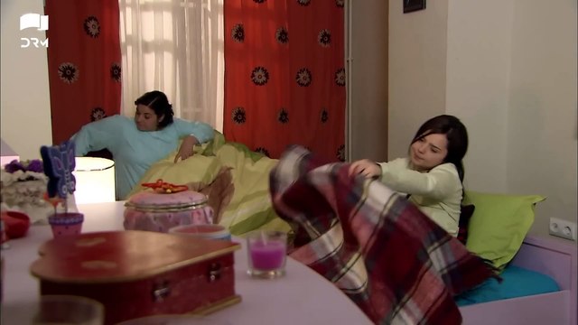 Ishq e Mamnu - Episode 16 Beren Saat, Hazal Kaya, Kıvanç Turkish DramaUrdu Dubbing