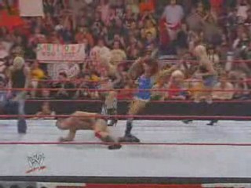 Santino Marella vs. Maria