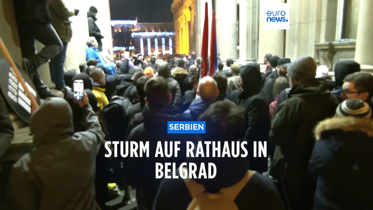 Schwere Ausschreitungen an Heiligabend in Belgrad