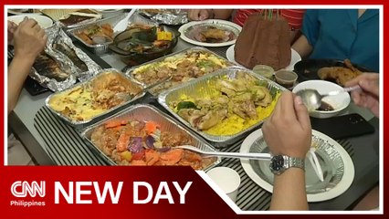 Filipinos celebrate Noche Buena