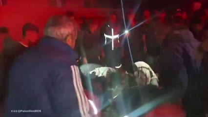 성탄 전야에도 살육전...가자지구 난민촌 공습에 70명 사망 / YTN