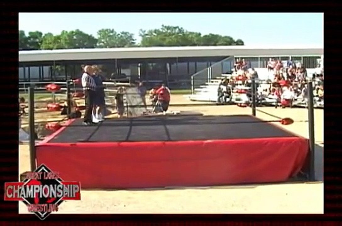 Luna Vachon vs Miss Traci Brooks