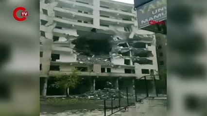 Yıkımda bina çöktü: Enkaz altında kalmamak için kaçarken düştü